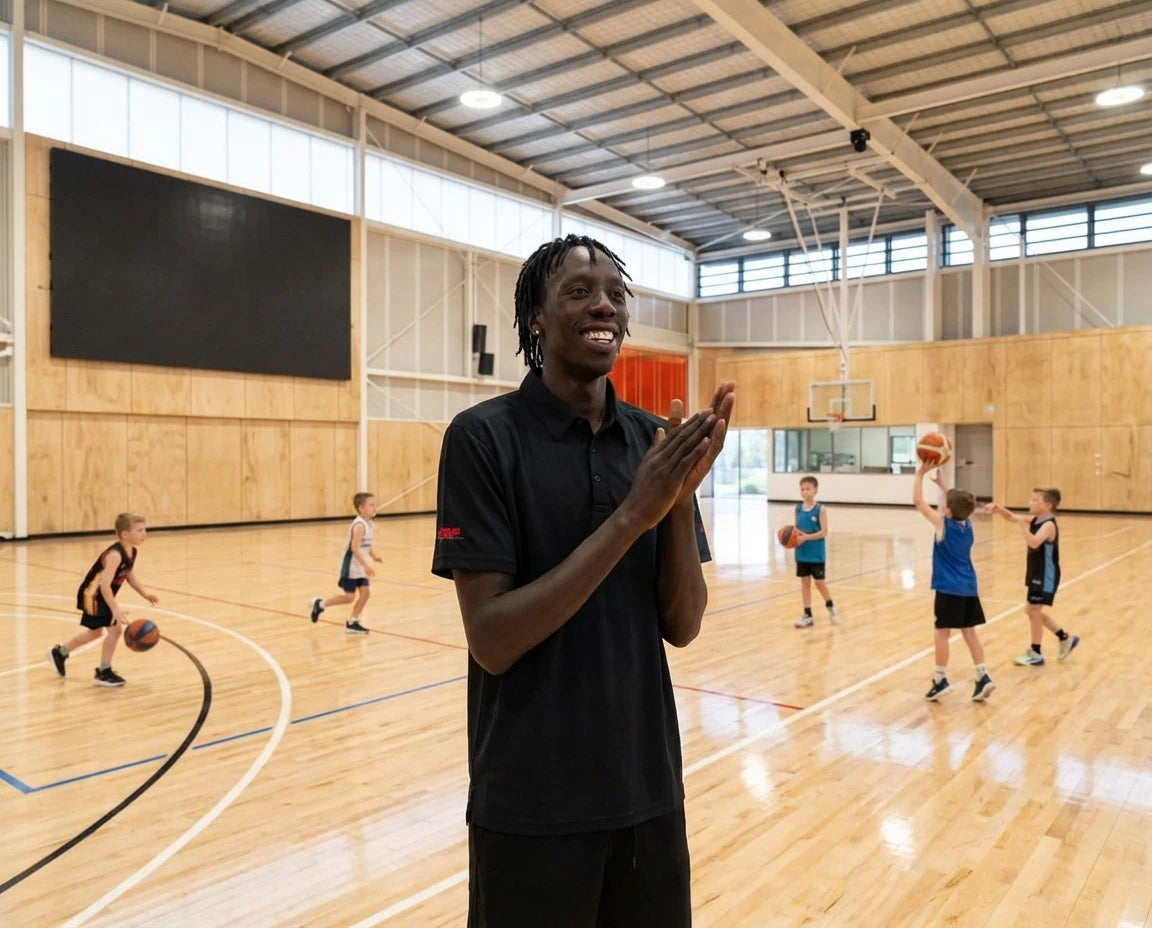Junior basketball players enhancing spatial awareness and reaction time using the 5+3 Methodology at Wheelers Hill Secondary College.